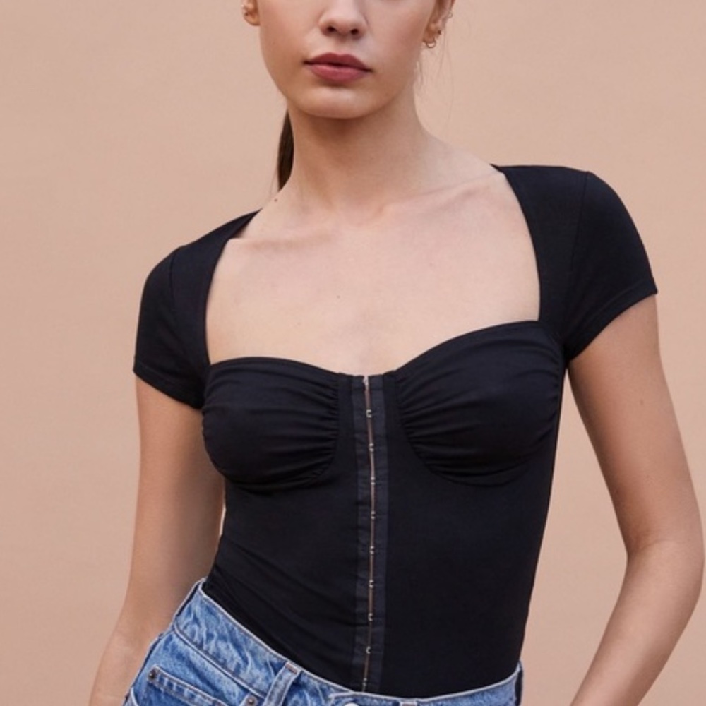NWT Reformation Andretta Top in Black